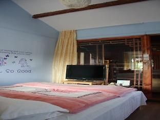 Overseas Inn Lijiang  Buitenkant foto